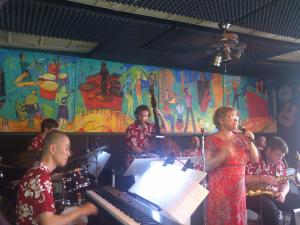 Players Pub: Stardusters little Big Band 